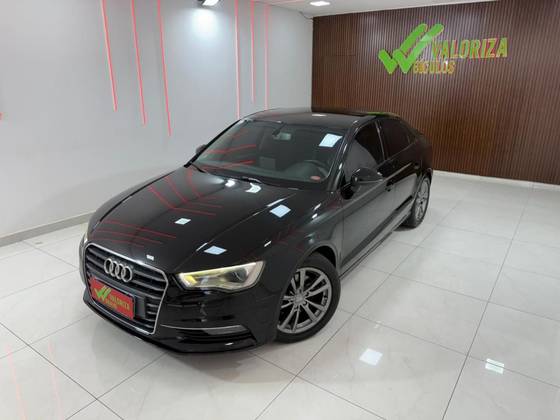 AUDI A3 1.8 TFSI SEDAN AMBITION 16V 180CV GASOLINA 4P AUTOMÁTICO